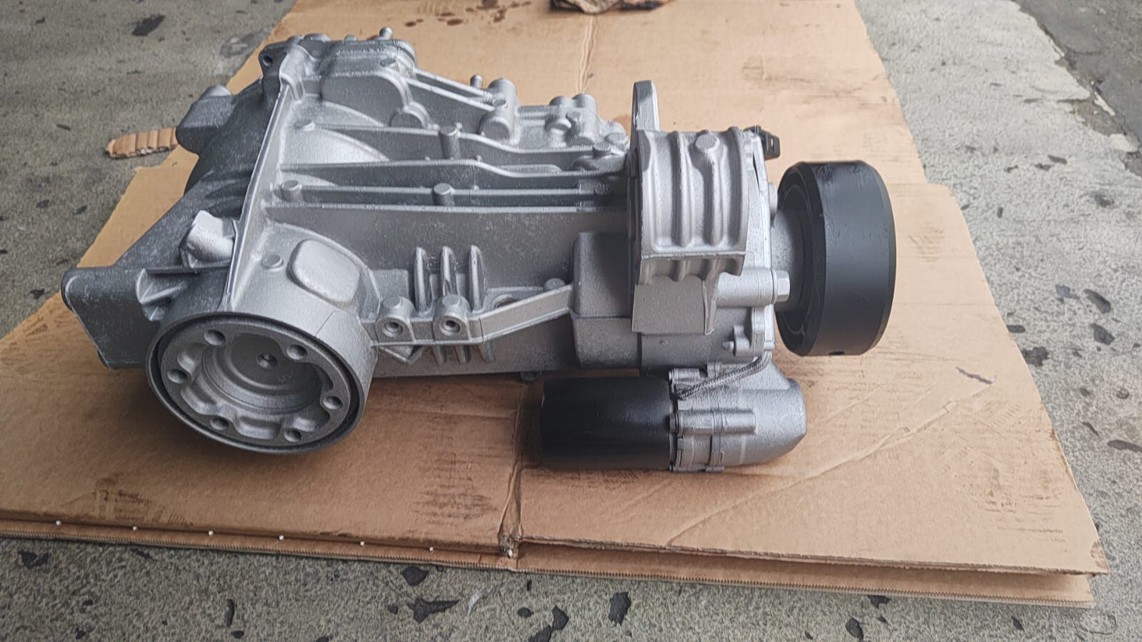 VW T5 / T6 Achsantrieb Hinterachsgetriebe 4Motion Differential Haldex 09N525010C – Bild 3