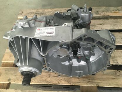 Getriebe VW T5 Transporter / 1,9 TDI HCW / 77KW 105PS + neue Steckwelle 5-GANG